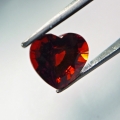 Bild 1 von 1.41 ct.  Augenreines orangrotes Herz 6.4 x 6.1 mm Spessartin Granat
