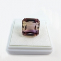 Bild 2 von 25.88 ct. VVS! Excellent nat. 15.8 x 15.2 mm Bolivia Oktagon Ametrin