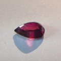 Bild 2 von 0.81 ct.  Edler rot violetter 7.2 x 4.8 mm Burma Spinell Tropfen