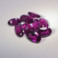 Bild 2 von 4.86 ct. 9 pieces eye clean pink- violet 6 x 4 mm Rhodolite Garnet Gems. Ravashing color!
