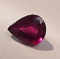 3.90 ct.  Kirschroter 11.2 x 8.9 mm Rhodolith Granat Tropfen