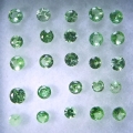 1.05 ct. 25 Stück runde 1.9 - 2.5  mm Brillantschliff Tsavorit Granat Edelsteine