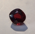 3.31 ct. Natürich roter 8.3 x 8.7 mm Spessartin Granat 