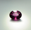 Bild 1 von 1.25 ct. Schöner rot violetter ovaler 6.8 x 5.5 mm Tansania Rhodolith Granat