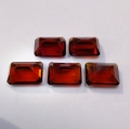 Bild 2 von 6.82 ct. 5 feine Baguettes 8 x 6 mm Pyrop Granate