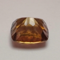 Bild 2 von 8.25 ct. Augenreiner Cushion 10.5 x 10.2 mm Brasilien Champagne Topas