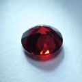 Bild 2 von 1.03 ct. Gentle round red 6 mm Rhodolite Garnet Gem