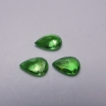 Bild 2 von 1.36 ct. 3 piecesl natural  6 x 4 mm Chrome Diopside Pear Gems