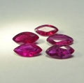 Bild 1 von 1.31 ct. 5 Stück pink rote 5.7 x 3 bis 6 x 3.3 mm Mosambik Rubin Navette