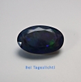 Bild 2 von 2.03 ct.  Schöner facett. oval 12 x 10 mm Multi-Color Äthiopien Opal