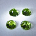 Bild 2 von 3.75 ct. 4 pieces round green 6 mm Pakistan Peridot Gemstones. Nice color !