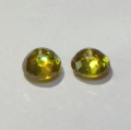 Bild 2 von 1.25 ct. Perfektes  Paar runde grünlich gelbe 5 mm Madagaskar Titanit Sphen