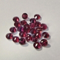 Bild 2 von 1.75 ct. 25 Stück runde rote 2.3 mm Pyrop Granate.