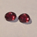Bild 2 von 2.59 ct. Fine pair of red purplish 6.8 x 5.6 mm  Rhodolite Garnet Gemstones