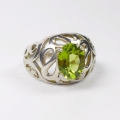 Bild 2 von 925 Silber Vintage Style Ring mit 8 x 6 mm Pakistan Peridot, Größe 56(Ø 17.8 mm)