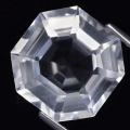 6.98 ct VVS!  Toller weißer 12.3 mm Brasilien Achteck Quarz / Bergkristall