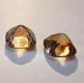 Bild 2 von 10.2 ct. Perfektes Paar 10 mm Cushion Brasilien Champagne Topase