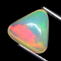1.49 ct  Toller 9 x 8.5 mm Multi Color Cabochon Opal mit tollem Farbenflash