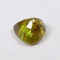 Bild 4 von 1.31 ct Feiner gelblich Grüner 6.8 x 6.3 mm Titanit Sphen Tropfen