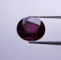 3.95 ct . Feiner roter ovaler 9.6 x 8.4 mm Rhodolith Granat