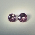 1.60 ct. 2 pfirsichfabene runde 5.3 und 5.8 mm Tansania Zirkone. Super Brillanz!