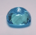 Bild 2 von 13.25 ct. VVS ! Schöner 13.6 x 13.6 mm Cushion Swiss Blue Topas.