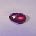 Bild 2 von 2.17 ct. Zartes roter 9.4 x 6.4 mm Rubin Herz