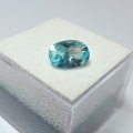 Bild 2 von 1.84 ct. grünlich Blauer ovaler 9 x 6.2 mm Kambodscha Zirkon 