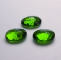 Bild 2 von 0.75 ct. 3 pieces oval natural 5 x 4 mm Chrome Diopside Gems