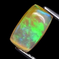 1.08 ct  Feiner 9.5 x 5.5 mm Multi-Color Cabochon Kristall Opal