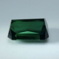 Bild 2 von 1.37 ct .  Waldgrüner unbeh. 7.5 x 5 mm Mosambik Turmalin im Smaragdschliff