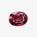 1.13 ct. Zarter rot - violetter ovaler 6.8 x 5.3 mm Madagaskar Rhodolith Granat