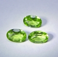 1.4 ct VS! 3 pieces fine green oval 6 x 4 mm Pakistan Peridot Gemstones. Nice color !