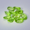 Bild 2 von 4.5 ct VS!  10 Stück feine grüne ovale 6 x 4 mm  Pakistan Peridot Edelsteine. Tolle Farbe!